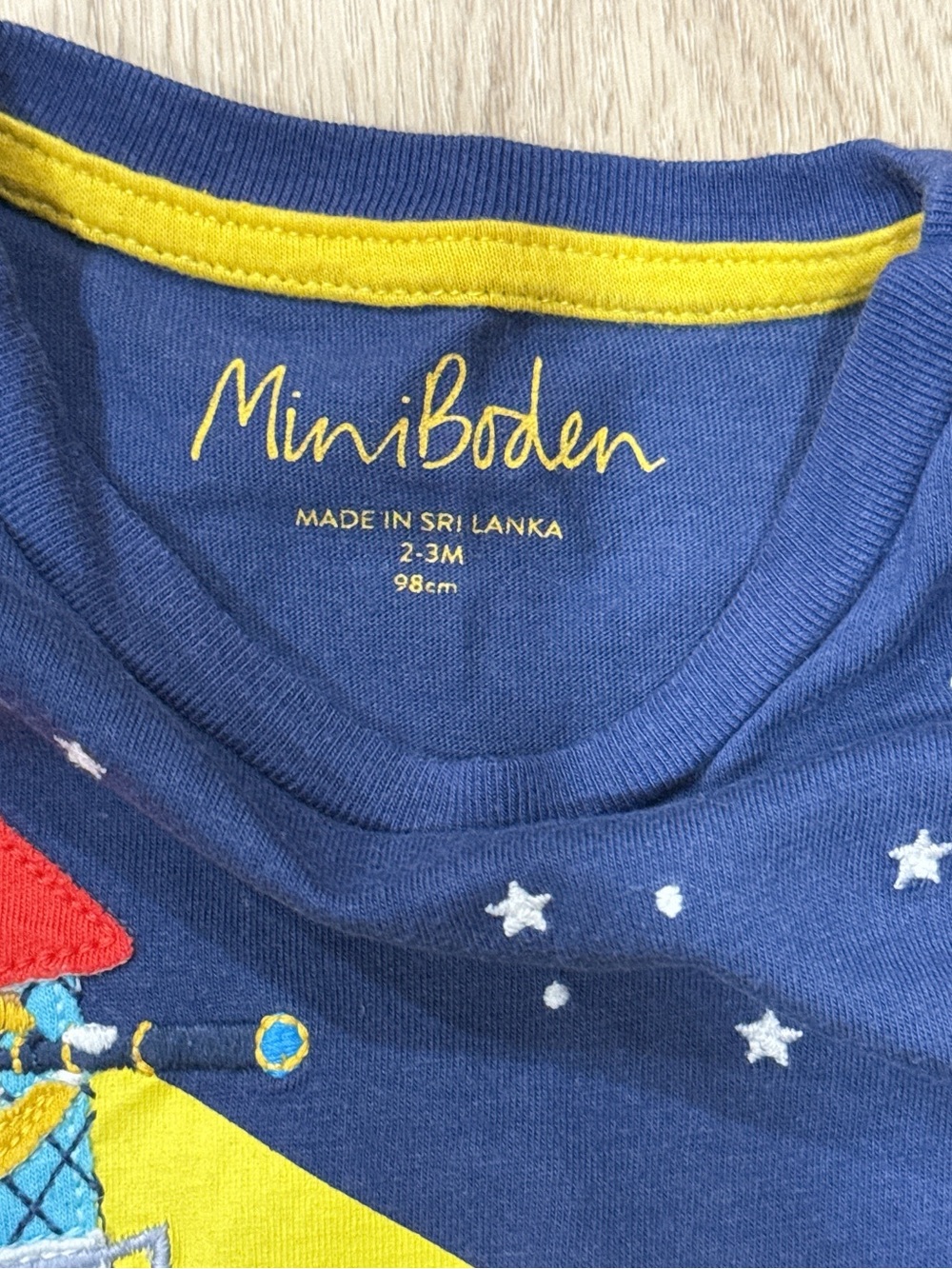 Mini Boden Navy Tee with Lighthouse & Whale Appliqué - Picture 2 of 2